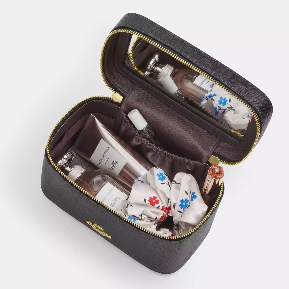 🎁 Coach Black & Dot Pebbled Leather Toiletry Cosmetic Overnight Travel Case NWT - Picture 2 of 3